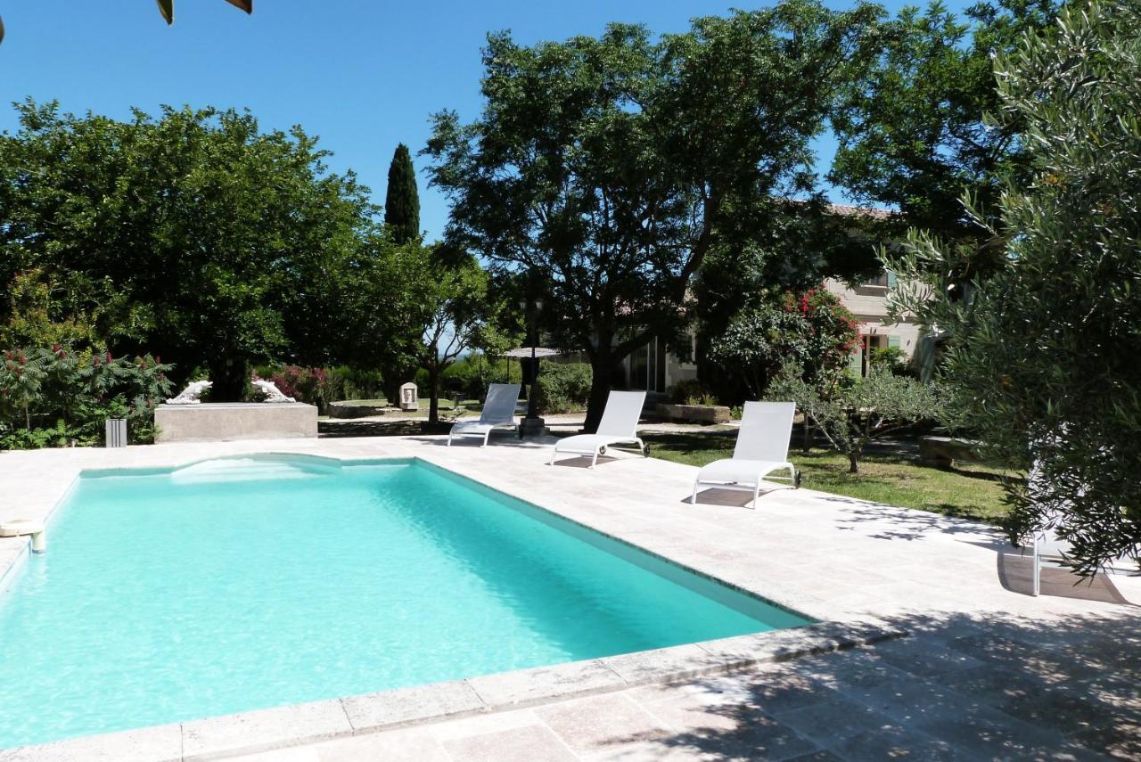 Le Mas Du Lac Saint-Rémy-de-Provence Exterior photo